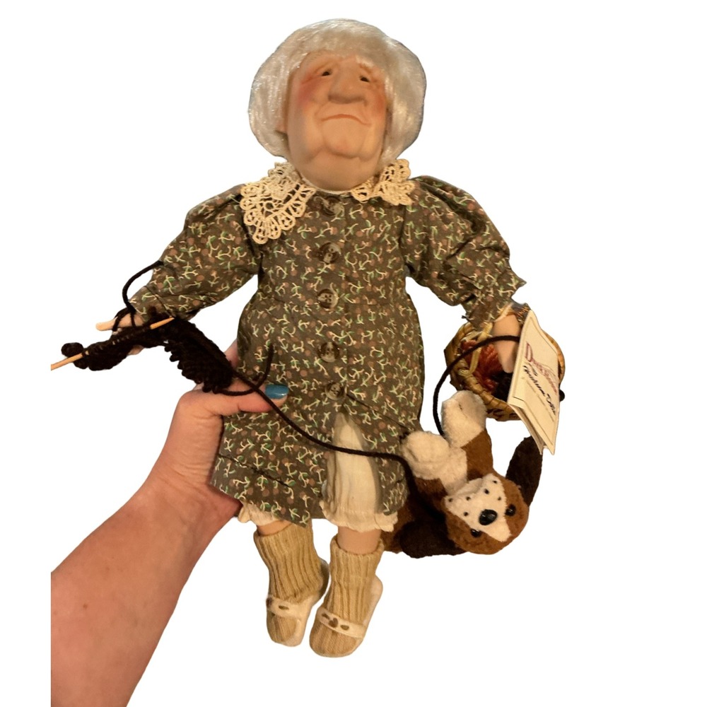 Vintage Duck House Heirloom Porcelain Doll Knitting Grandmother with Dog 14.5in